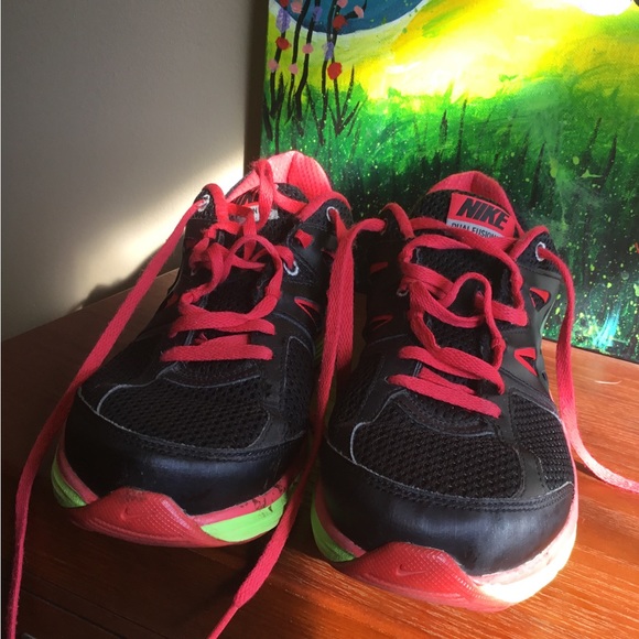 Nike Shoes - Nike shoes